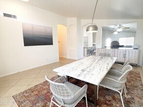 1040 E Silverwood Dr in Phoenix, AZ - Building Photo - Building Photo