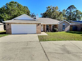 3116 Beachview Dr in Ocean Springs, MS - Building Photo