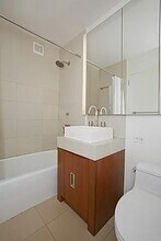 450 W 17th St in New York, NY - Building Photo - Building Photo