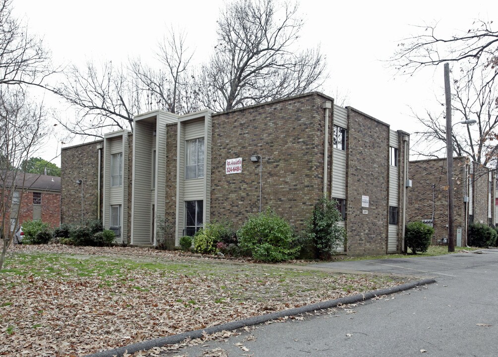 Marquis Apartments in Memphis, TN - Building Photo