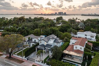 5978 Alton Rd in Miami Beach, FL - Building Photo - Building Photo