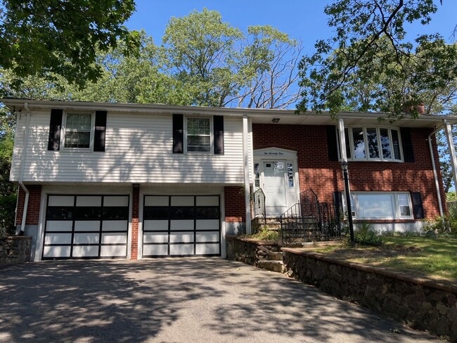 property at 271 Ridge St