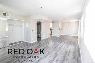 6700 Franklin Pl in Los Angeles, CA - Building Photo - Building Photo