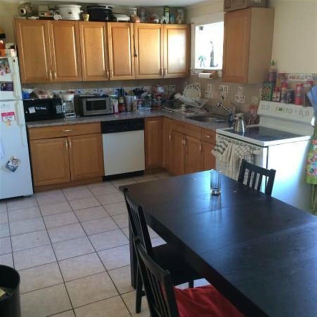 243 Highland Ave, Unit 2