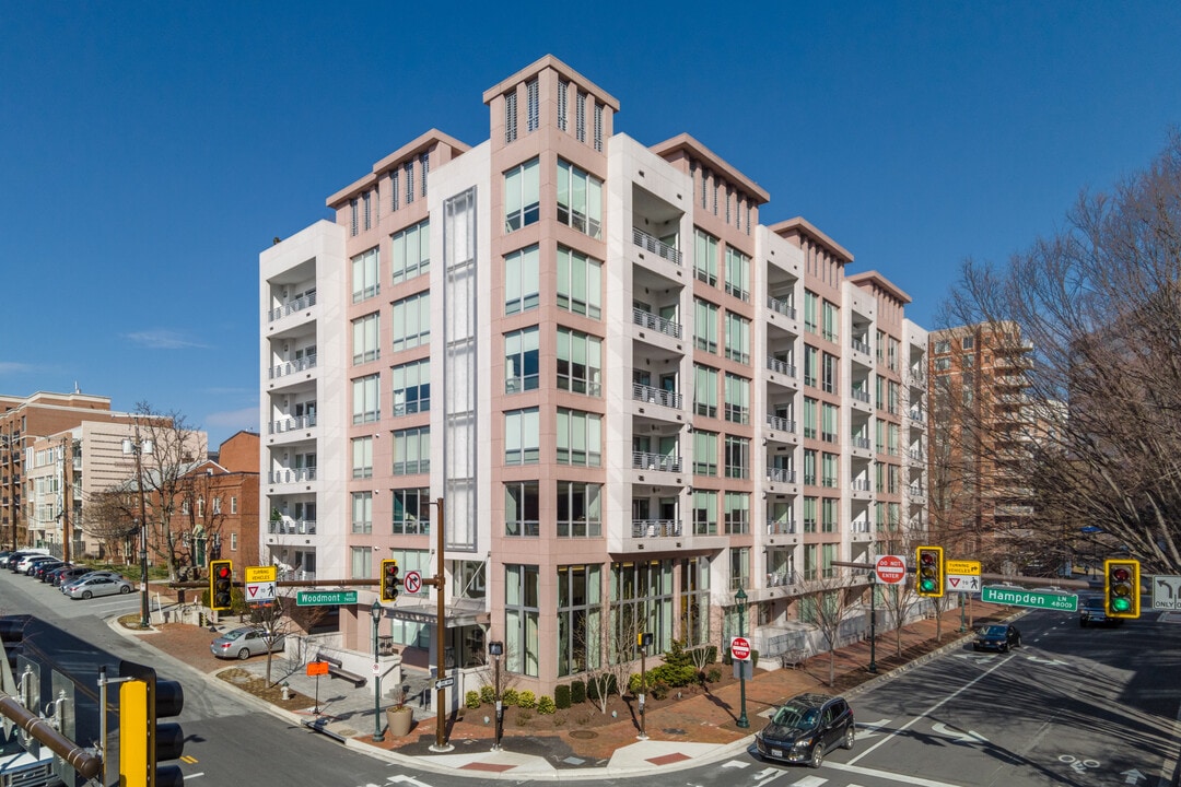 The Lauren Residences in Bethesda, MD - Foto de edificio