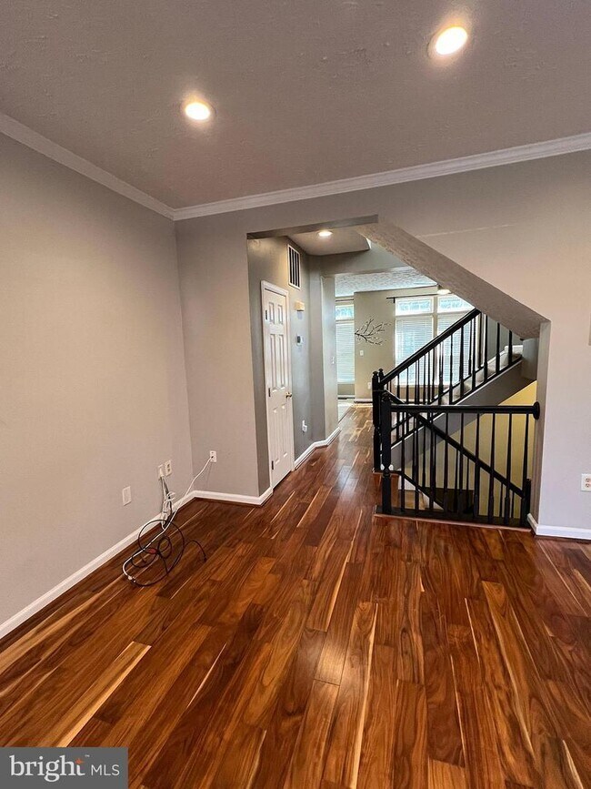 8334 Lyndhurst St in Laurel, MD - Building Photo - Building Photo