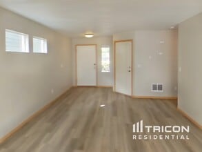 4422 Roxanna Loop SE in Lacey, WA - Building Photo - Building Photo