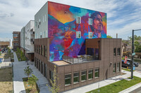 Clara Brown Commons in Denver, CO - Foto de edificio - Building Photo