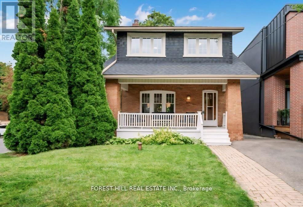 307 Sheldrake Blvd in Toronto, ON - Building Photo