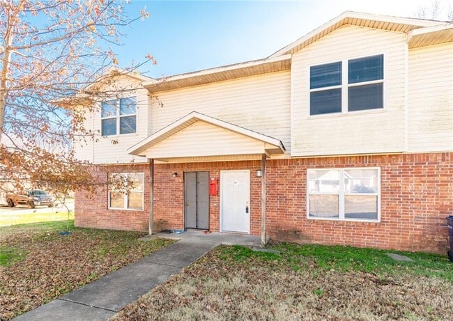 property at 210 Meadow Ct