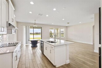 8887 Sonoma Coast Dr in Oakland, FL - Building Photo - Building Photo