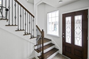 5811 Washington Ave in Houston, TX - Building Photo