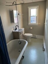 303 N 3rd St in Catawissa, PA - Foto de edificio - Building Photo