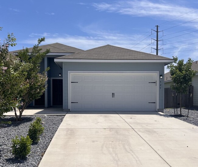 property at 525 Grayson Ln