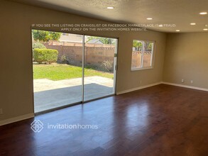 2051 Kasten St in Simi Valley, CA - Building Photo - Building Photo
