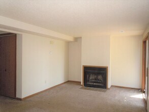 133 Sandridge Dr in Collinsville, IL - Building Photo - Building Photo