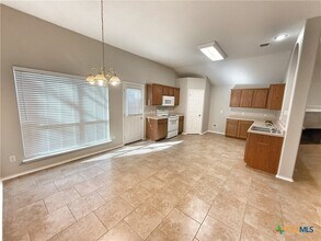 2254 Hidden Meadow in New Braunfels, TX - Building Photo - Building Photo