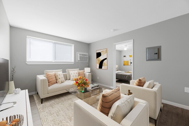 Garden Heights Apartments in Columbus, OH - Foto de edificio - Building Photo