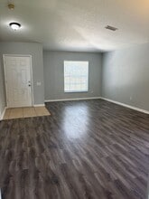 2253 Meadow Oak Cir in Kissimmee, FL - Building Photo - Building Photo