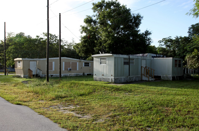 Hillcrest Heights Mobile Home Park in Ocoee, FL - Building Photo - Building Photo