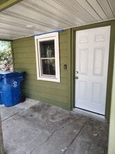 178 Walnut St in Hollister, MO - Building Photo - Building Photo