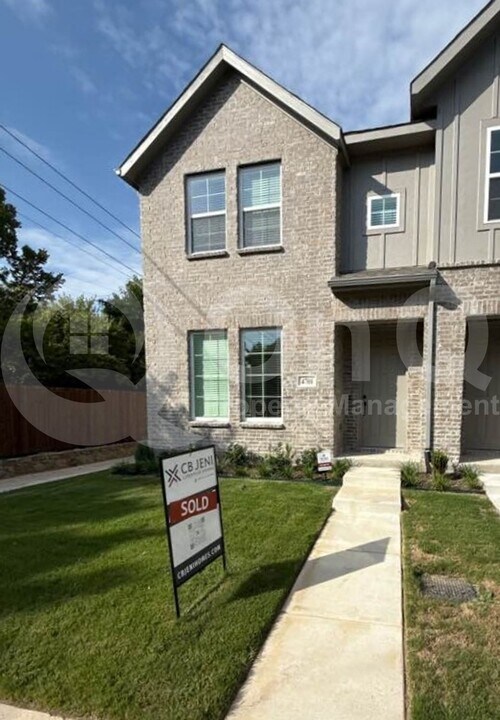 4701 Stirring Pathway in Haltom City, TX - Building Photo