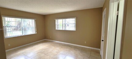 9004 SW 137th St in Miami, FL - Building Photo - Building Photo