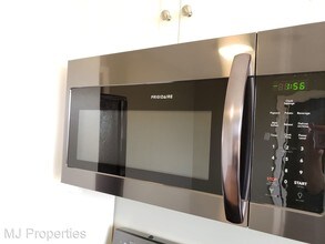 12055 Lawngate Rd in Athens, AL - Building Photo - Building Photo