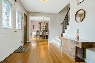 619 Osio Ln in Franklin Lakes, NJ - Building Photo - Building Photo