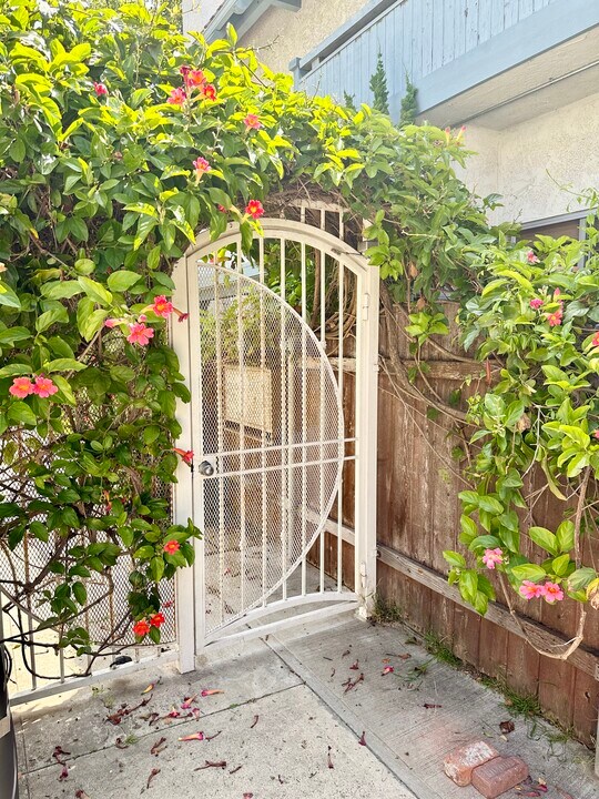 1138 17th St in Santa Monica, CA - Building Photo