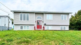 19 Martin & Doyles Ln in Torbay, NL - Building Photo