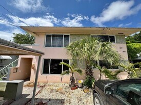 265 NE 55th Terrace in Miami, FL - Building Photo