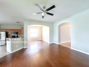 1361 Periwinkle Blue Way in Oviedo, FL - Building Photo - Building Photo