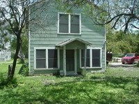 719-725 A Ave in Kingsville, TX - Foto de edificio - Building Photo