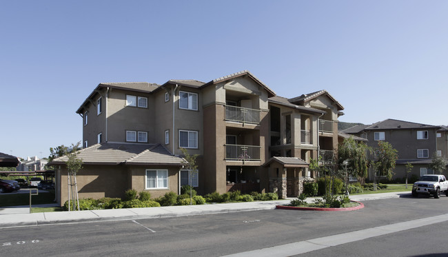 Copper Creek Apartment Homes in San Marcos, CA - Building Photo - Building Photo