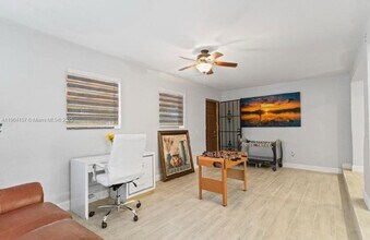 18830 NW 7th Ave in Miami, FL - Building Photo - Building Photo