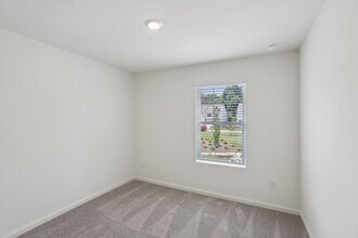 2573 Coventry St SW in Atlanta, GA - Foto de edificio - Building Photo