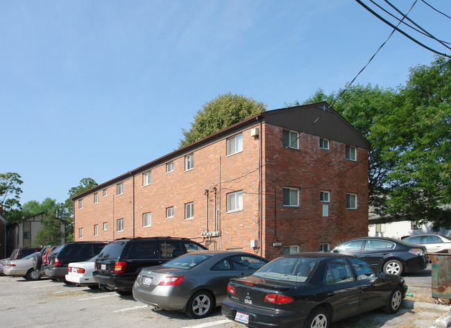 1596 Highland St in Columbus, OH - Building Photo - Building Photo