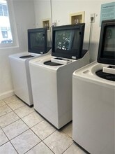 210 5th Ave S in St. Petersburg, FL - Building Photo - Building Photo