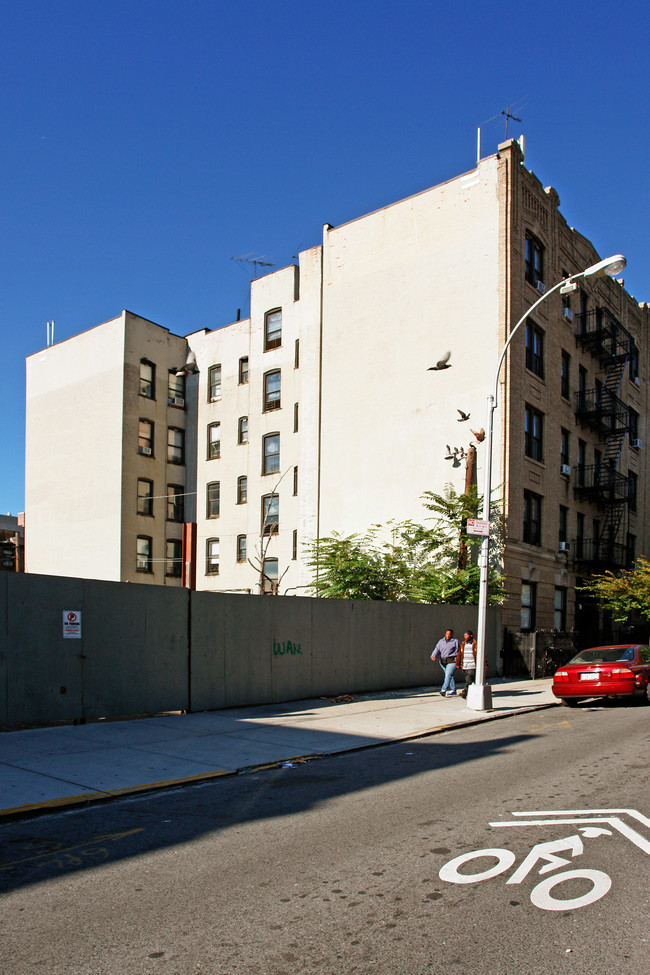 260 Pacific St in Brooklyn, NY - Building Photo - Building Photo