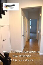 5953 Pebblestone Way in Stockton, CA - Building Photo - Building Photo