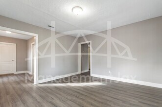 2568 Commonwealth Ave in Jacksonville, FL - Building Photo - Building Photo