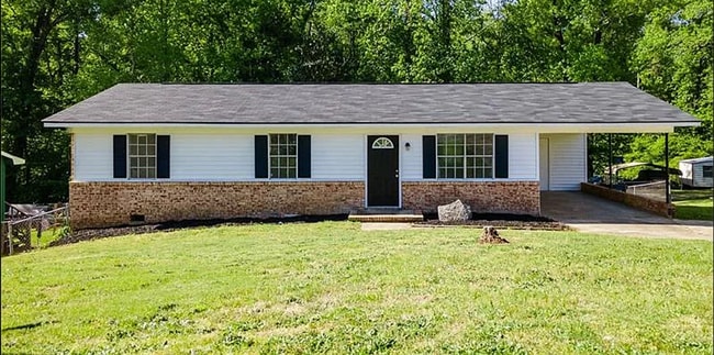 property at 917 Gateway Dr