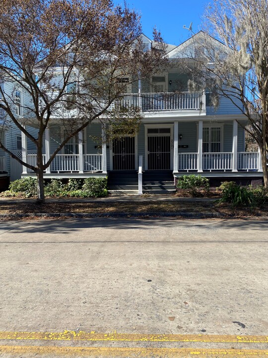 2301 Abercorn St in Savannah, GA - Building Photo