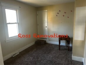 4220 Sterling Ave in Portsmouth, OH - Building Photo - Building Photo