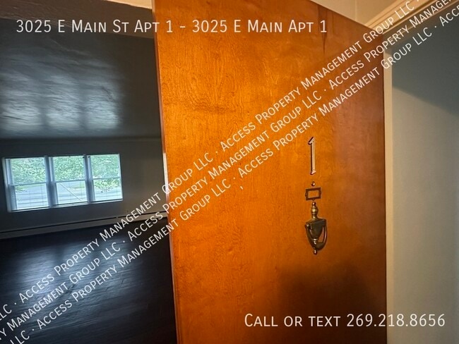 3025 E Main St