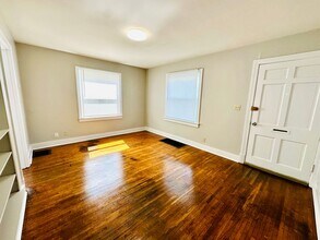 2119 Ratcliffe Ave in Louisville, KY - Building Photo - Building Photo