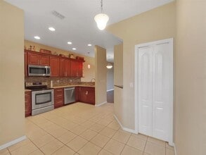 1050 Starkey Rd, Unit 2604 in Largo, FL - Building Photo - Building Photo