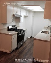 14310 Yukon Ave-Unit -9 in Hawthorne, CA - Foto de edificio - Building Photo
