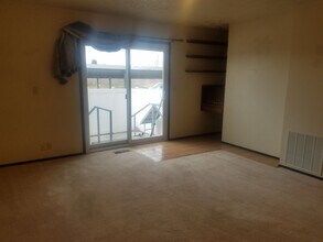 1456 Falcon Dr in Ammon, ID - Building Photo - Building Photo